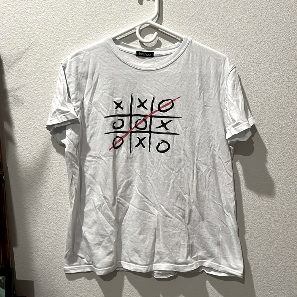 XO Tee